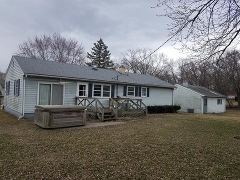 605 S Meadow Rd, Mchenry, IL 60050 photo 2