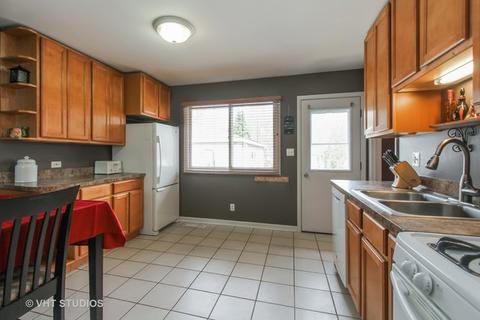 1408 May Ave, Mchenry, IL 60051 photo 5