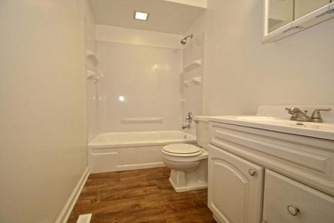 2711 Stilling Blvd, Mchenry, IL 60050 photo 9
