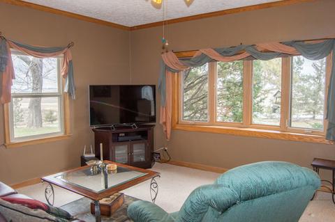 12403 E Scott Rd, Davis Junction, IL 61020 photo 8