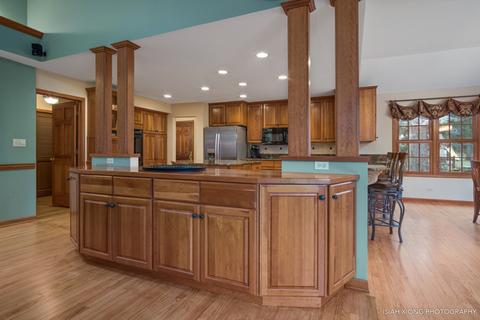 26 W155 Tomahawk Dr, Wheaton, IL 60189 photo 6