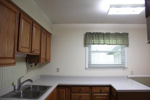 1084 N Main Ave, Kankakee, IL 60901 photo 8
