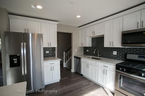 4431 Olmstead Dr, Hoffman Estates, IL 60192 photo 12