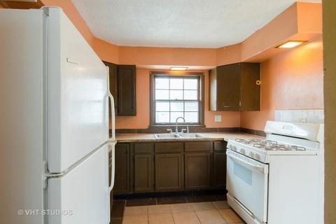 422 Saint Charles St, Elgin, IL 60120 photo 3