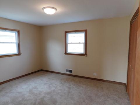 5634 State Rd, Burbank, IL 60459 photo 9