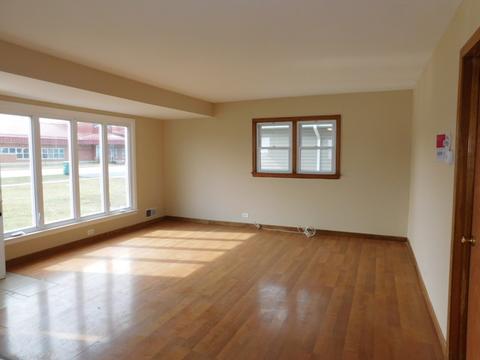 5634 State Rd, Burbank, IL 60459 photo 4