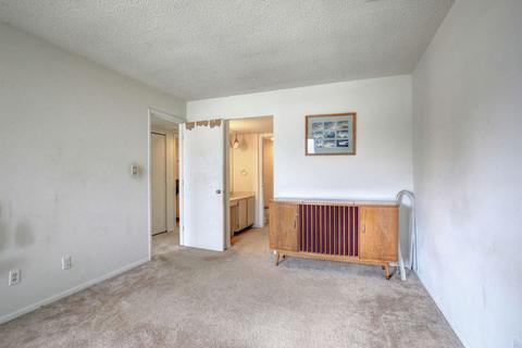 2115 Melrose Dr #B, Champaign, IL 61820 photo 10