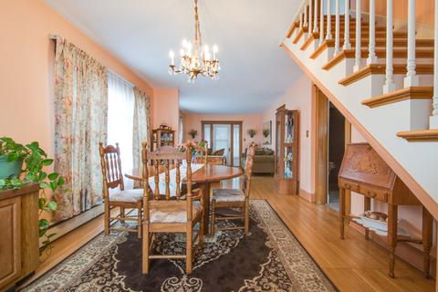 319 E 14th St, Lockport, IL 60441 photo 9