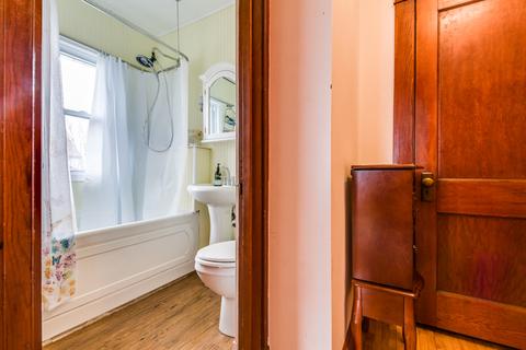 319 E 14th St, Lockport, IL 60441 photo 23