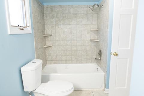 834 S 4th St, Aurora, IL 60505 photo 17
