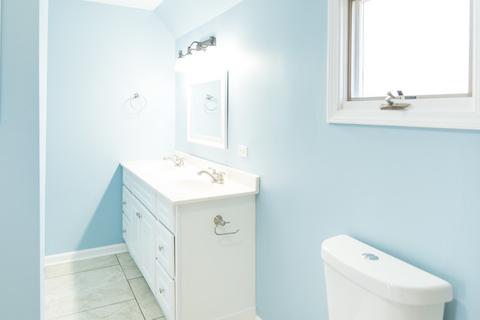 834 S 4th St, Aurora, IL 60505 photo 16