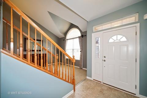 7309 Ashbrook Ln, Plainfield, IL 60586 photo 2