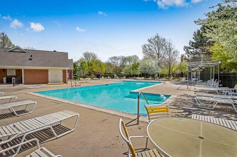103 Cornell Ct, Glenview, IL 60026 photo 4