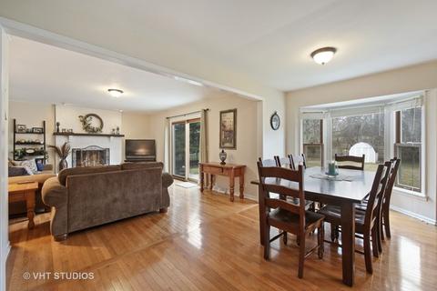 2018 Dorset Dr, Wheaton, IL 60189 photo 7