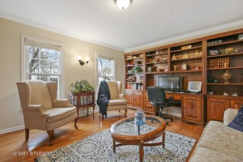 2018 Dorset Dr, Wheaton, IL 60189 photo 3
