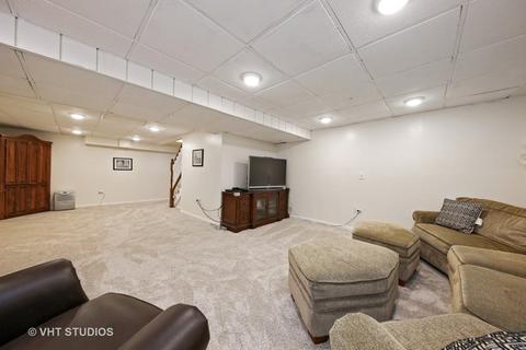2018 Dorset Dr, Wheaton, IL 60189 photo 16