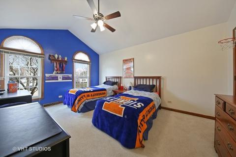 2018 Dorset Dr, Wheaton, IL 60189 photo 14