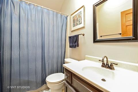 2018 Dorset Dr, Wheaton, IL 60189 photo 15