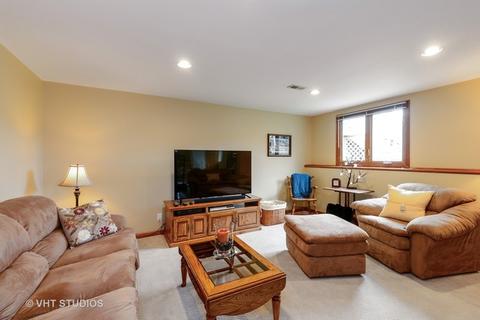 407 E Pierce St, Elburn, IL 60119 photo 10