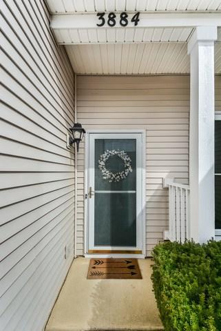 3884 Blackstone Dr, Aurora, IL 60504 photo 2