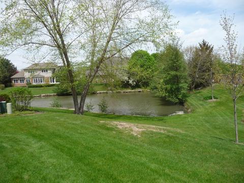 2502 Windrush Ln, Northbrook, IL 60062 photo 3