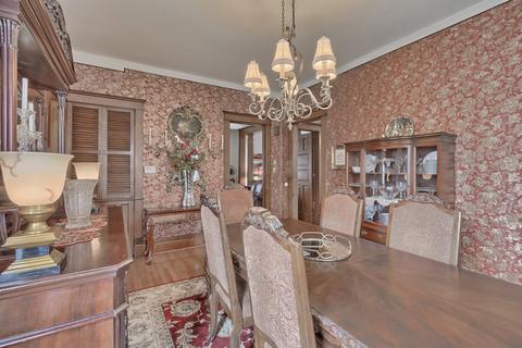205 E Scott St, Tuscola, IL 61953 photo 28