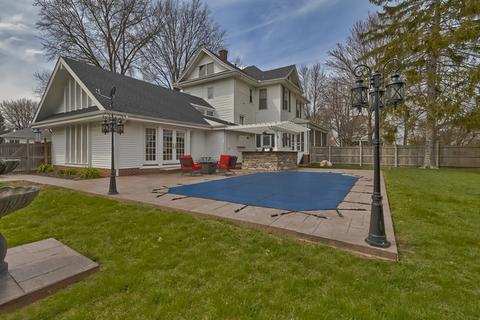 205 E Scott St, Tuscola, IL 61953 photo 8