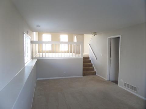 1366 Walden Dr, Elgin, IL 60120 photo 7