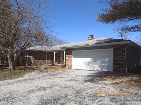 2900 E Spruce Dr, Crete, IL 60417 photo 1