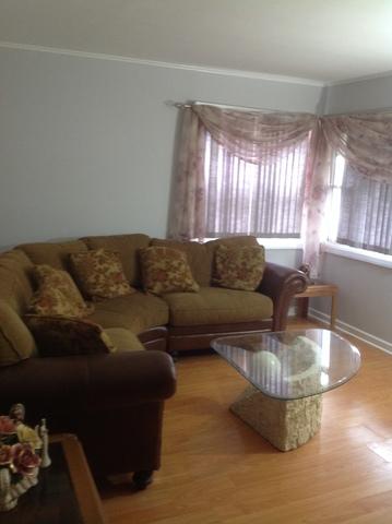 1133 Pitner Ave, Evanston, IL 60202 photo 2