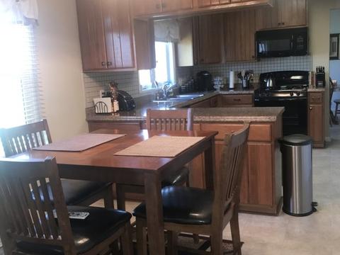 654 E Porter Ave, Watseka, IL 60970 photo 10