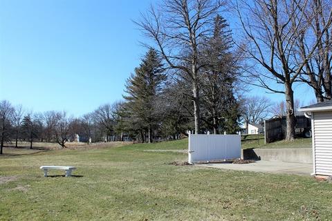 411 S Heaton St, Morrison, IL 61270 photo 5