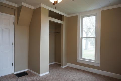 210 E Main St, Camargo, IL 61919 photo 32