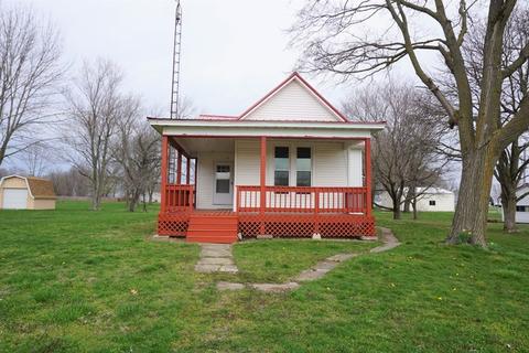 210 E Main St, Camargo, IL 61919 photo 1