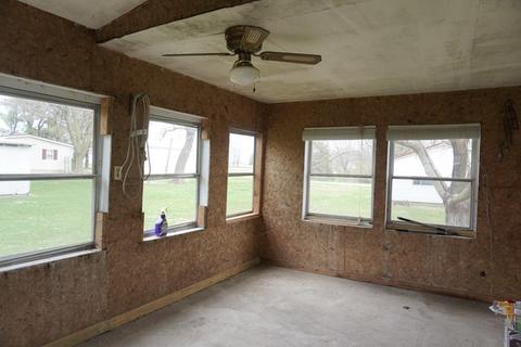 210 E Main St, Camargo, IL 61919 photo 35