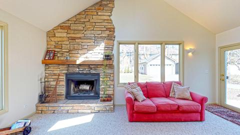 539 E 8th Ave, Naperville, IL 60563 photo 12