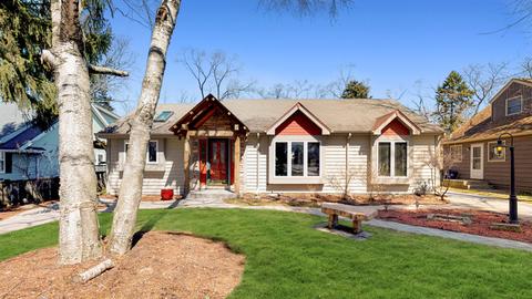 539 E 8th Ave, Naperville, IL 60563 photo 1