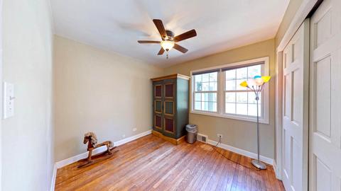 539 E 8th Ave, Naperville, IL 60563 photo 15