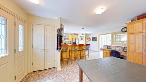 539 E 8th Ave, Naperville, IL 60563 photo 10