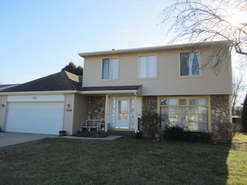1269 Leawood Dr, Elgin, IL 60120 photo 1