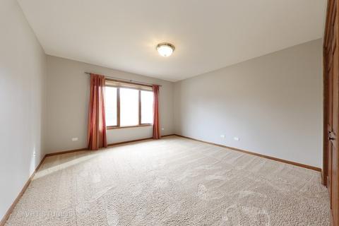 6120 Willowood Ln, Willowbrook, IL 60527 photo 16