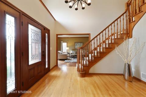 6120 Willowood Ln, Willowbrook, IL 60527 photo 2