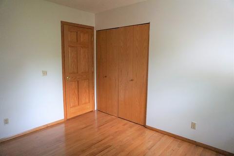 801 Castleton Dr, Champaign, IL 61821 photo 23