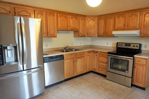 801 Castleton Dr, Champaign, IL 61821 photo 13