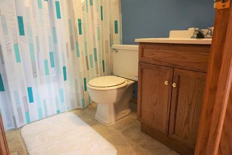 801 Castleton Dr, Champaign, IL 61821 photo 25