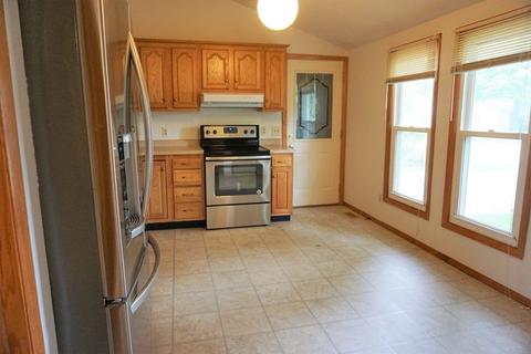 801 Castleton Dr, Champaign, IL 61821 photo 12