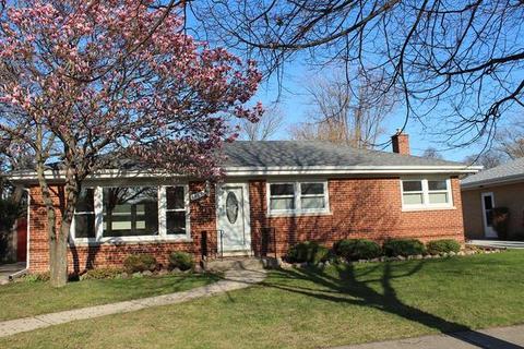 1867 Maple St, Des Plaines, IL 60018 photo 2