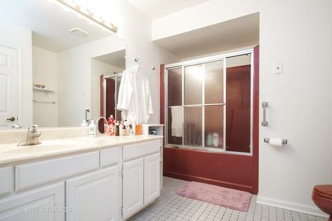 1656 Pebble Beach Dr, Hoffman Estates, IL 60169 photo 11