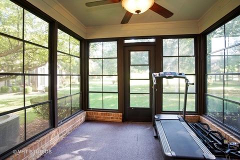 1656 Pebble Beach Dr, Hoffman Estates, IL 60169 photo 14