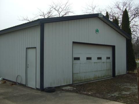 328 E Seminary Ave, Onarga, IL 60955 photo 4